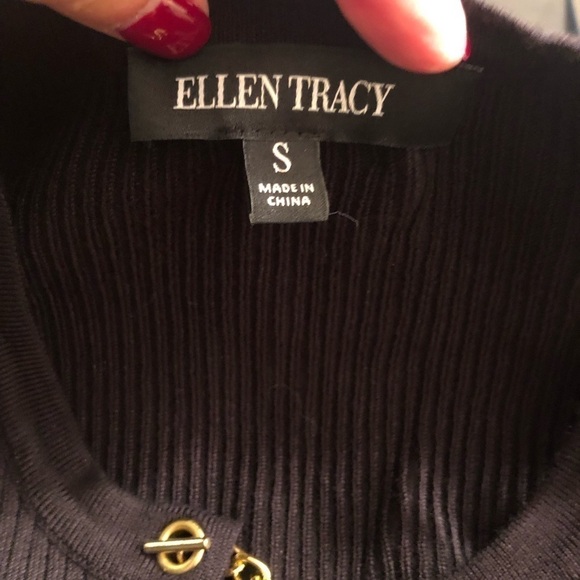 Ellen Tracy Black With Gold Chain Accent Cold Shoulder Sweater Sz S - Picture 9 of 11